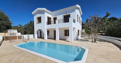 pool-view-of-villa