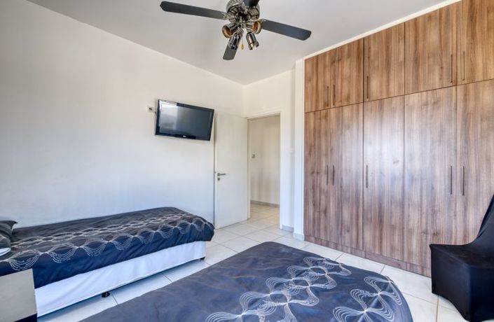 Image No.20-6 Bed Villa for sale