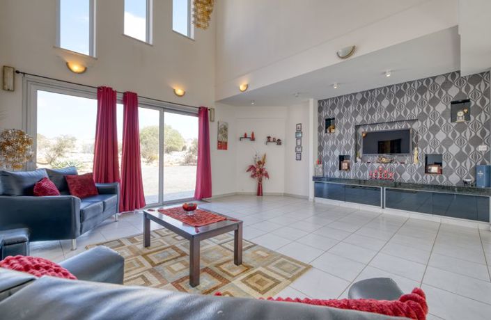 Image No.5-6 Bed Villa for sale