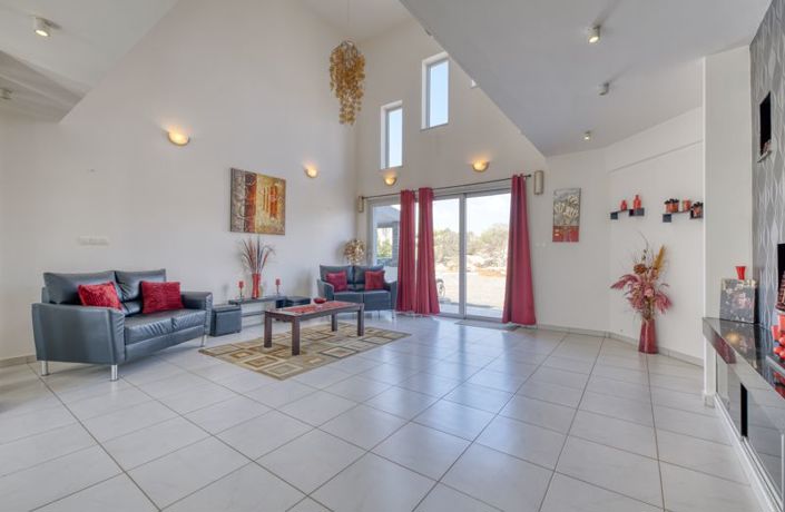 Image No.6-6 Bed Villa for sale