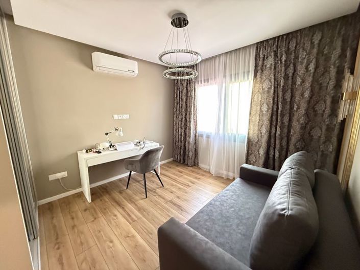 Image No.18-2 Bed Villa for sale