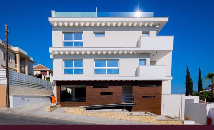 Image No.20-2 Bed Apartment for sale