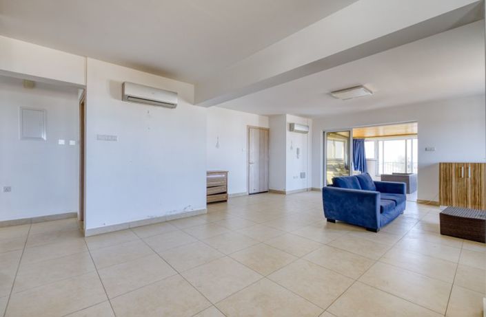 Image No.6-Appartement de 3 chambres à vendre à Deryneia