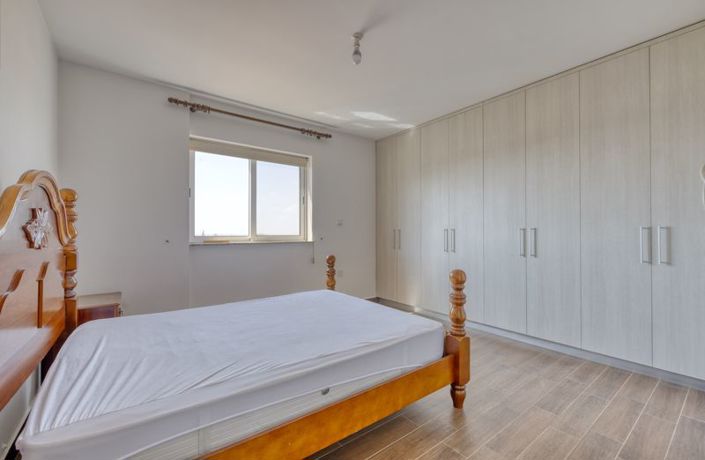 Image No.9-Appartement de 3 chambres à vendre à Deryneia