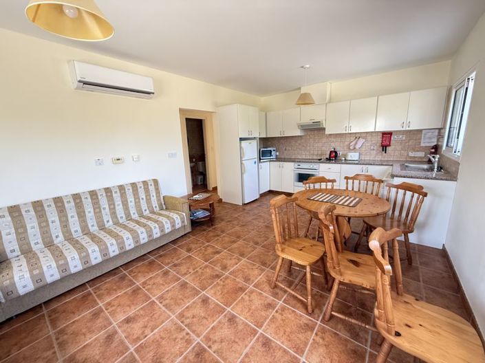 Image No.15-Propriété de 4 chambres à vendre à Polis