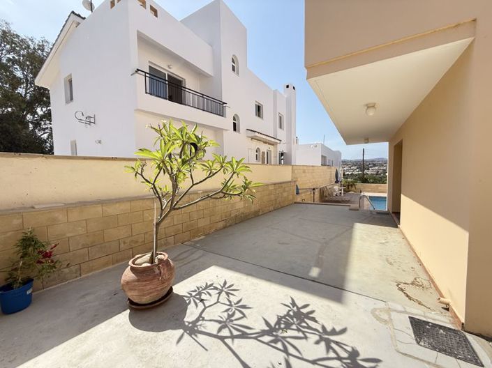 Image No.34-Propriété de 4 chambres à vendre à Polis