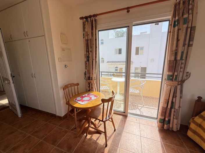 Image No.9-Propriété de 4 chambres à vendre à Polis