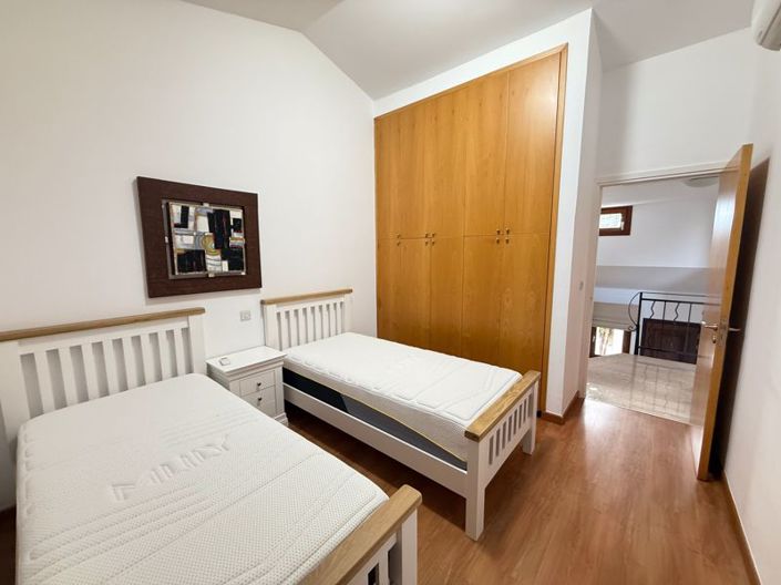 Image No.18-3 Bed Villa for sale