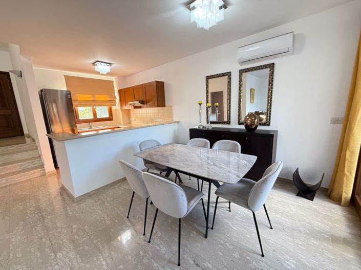 Image No.10-3 Bed Villa for sale