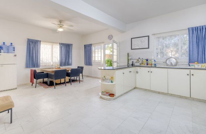 Image No.6-4 Bed Villa for sale