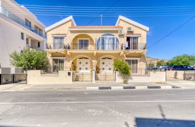 front-of-property-1