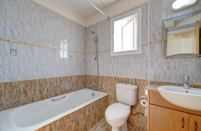 Image No.10-1 Bed Apartment for sale