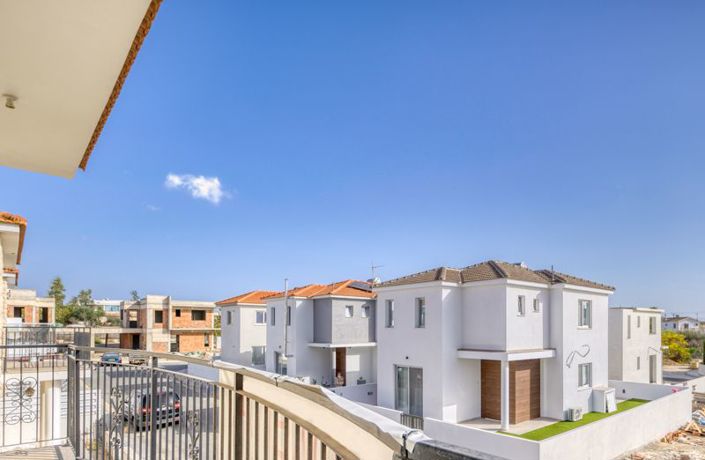 Image No.14-3 Bed Villa for sale