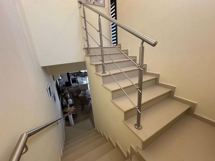 Image No.10-3 Bed Villa for sale