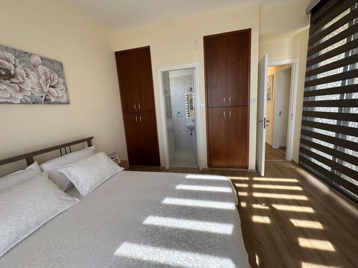 Image No.12-3 Bed Villa for sale