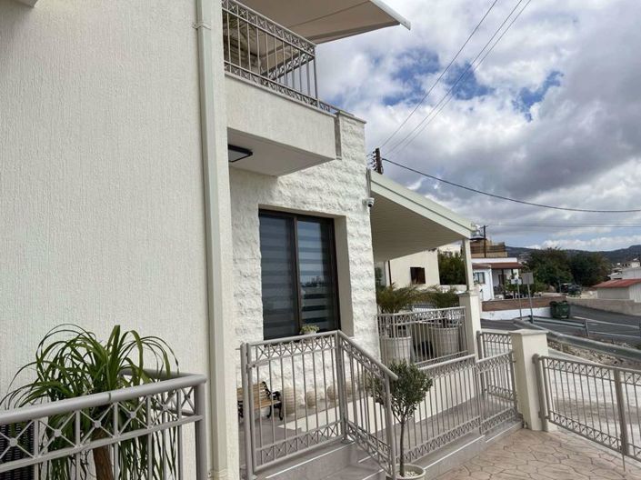 Image No.20-3 Bed Villa for sale