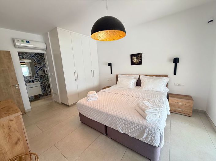 Image No.20-4 Bed Villa for sale