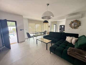 img0085