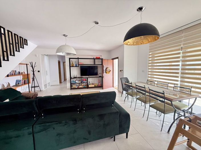 Image No.7-4 Bed Villa for sale