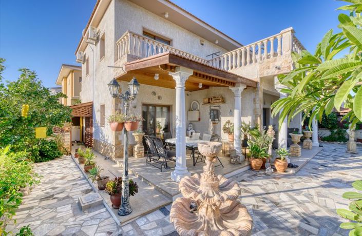 Image No.3-3 Bed Villa for sale