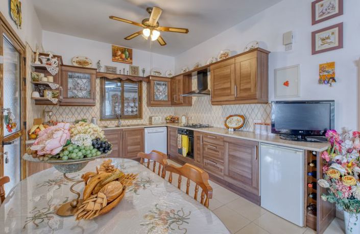 Image No.8-3 Bed Villa for sale