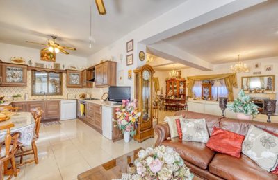 kitchen-seating-area-2