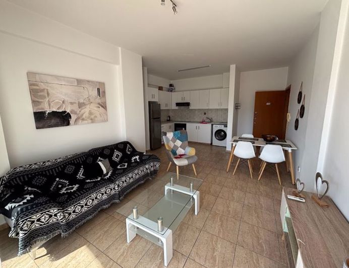 Image No.3-Appartement de 2 chambres à vendre à Geroskipou