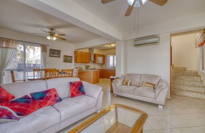 lounge-kitchen-dining