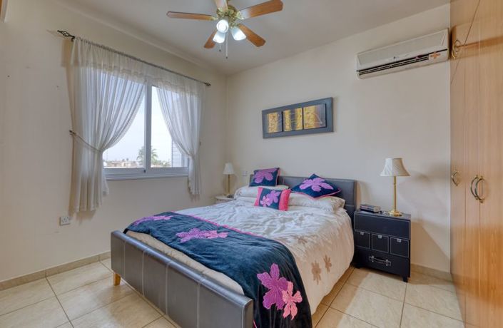 Image No.10-3 Bed Villa for sale