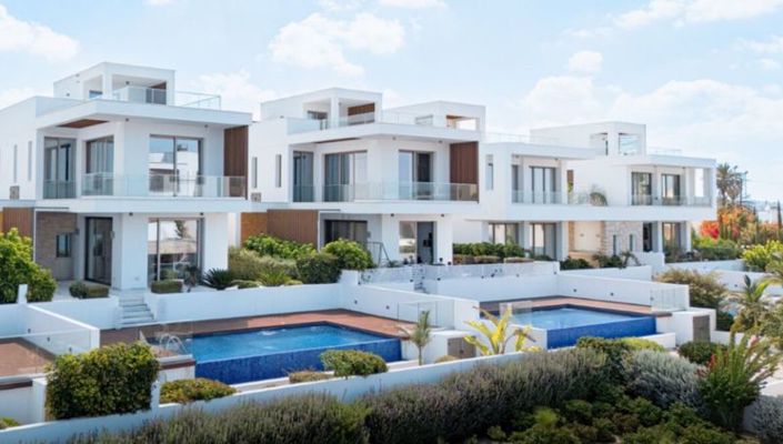 Image No.2-4 Bed Villa for sale