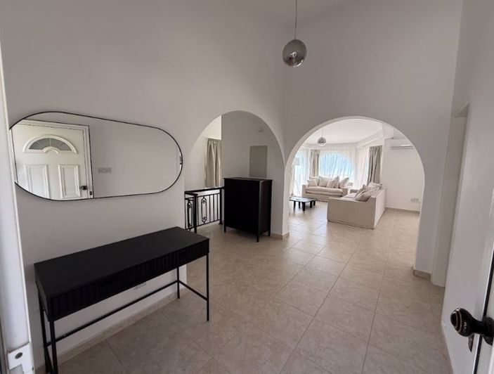 Image No.14-5 Bed Villa for sale