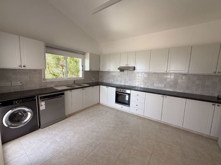 Image No.6-5 Bed Villa for sale