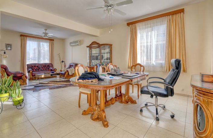 Image No.6-4 Bed Villa for sale