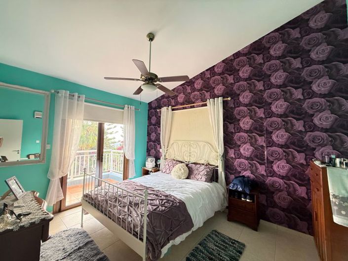 Image No.13-2 Bed Villa for sale