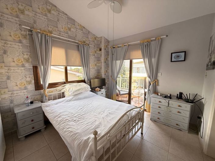 Image No.16-2 Bed Villa for sale