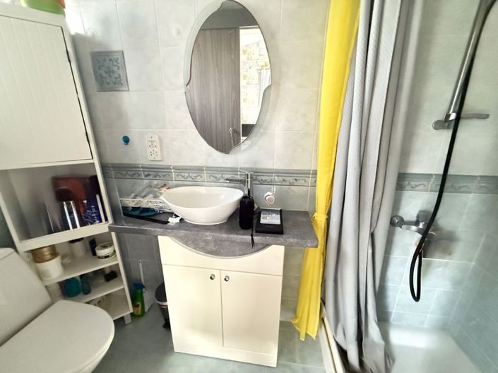 Image No.17-2 Bed Villa for sale