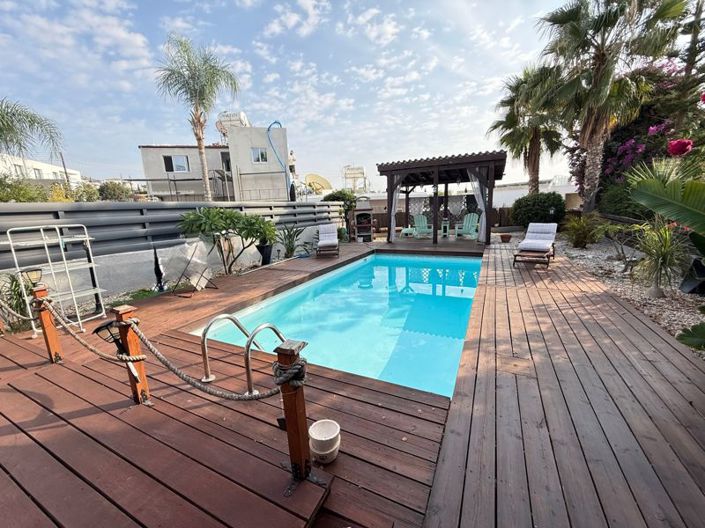 Image No.4-2 Bed Villa for sale