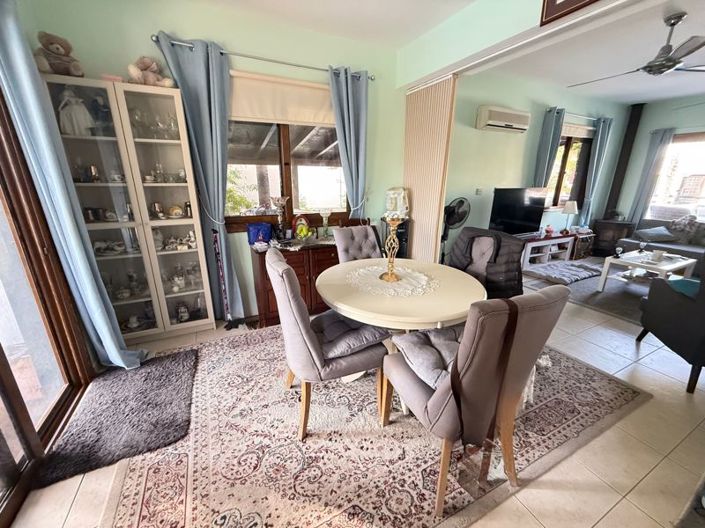 Image No.8-2 Bed Villa for sale