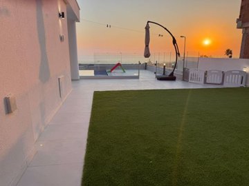 photo-2025-11-06-12-44-12-4