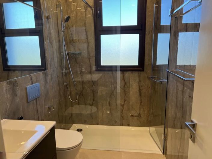 Image No.12-4 Bed Villa for sale