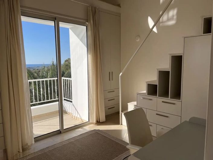 Image No.8-4 Bed Villa for sale