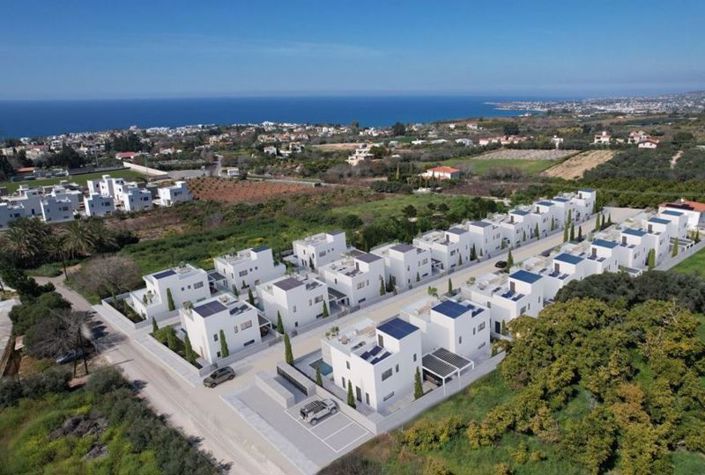 Image No.2-3 Bed Villa for sale