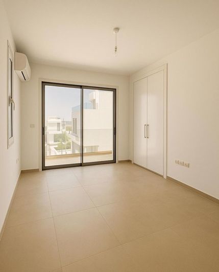 Image No.6-3 Bed Villa for sale