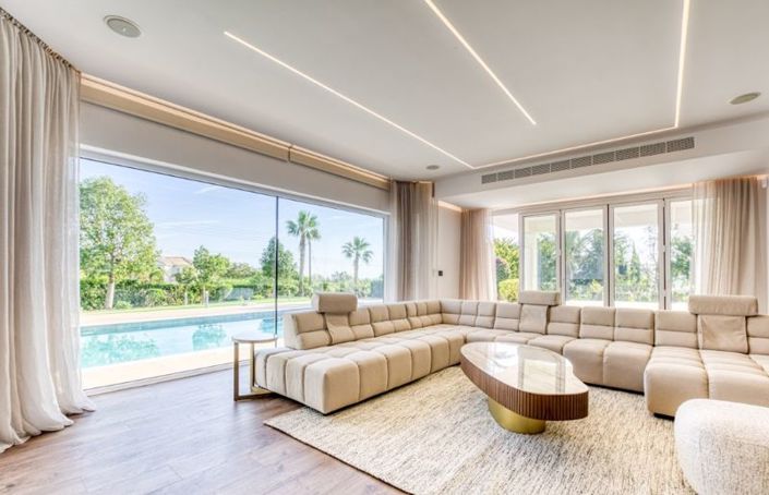 Image No.5-4 Bed Villa for sale