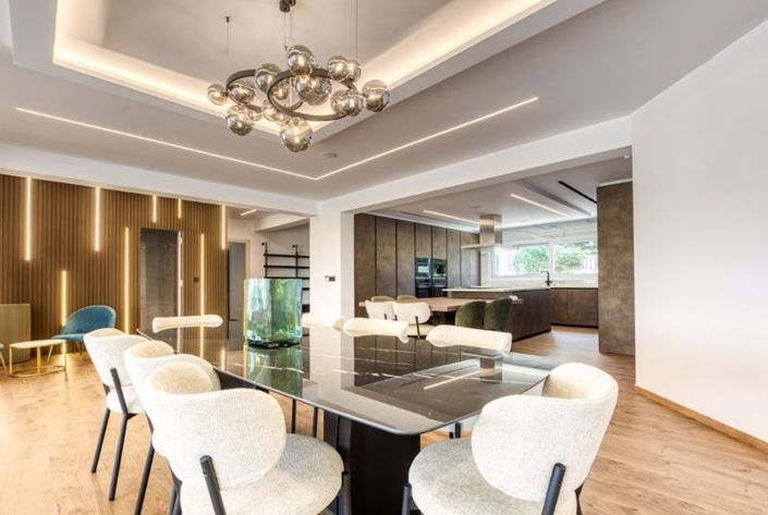 Image No.8-4 Bed Villa for sale