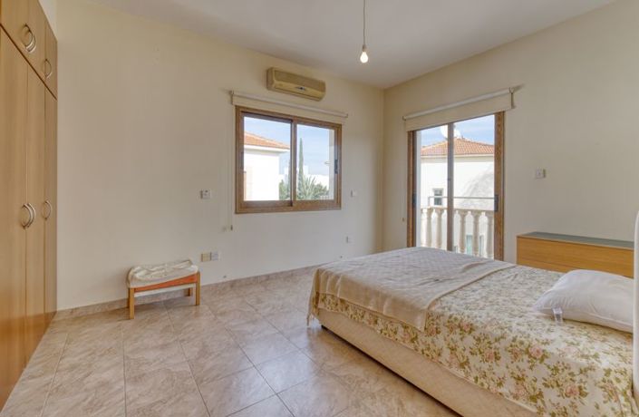 Image No.19-Villa de 3 chambres à vendre à Deryneia