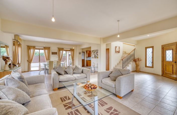 Image No.8-Villa de 3 chambres à vendre à Deryneia