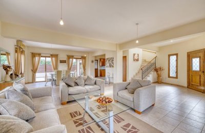 kitchen-lounge-dining-2