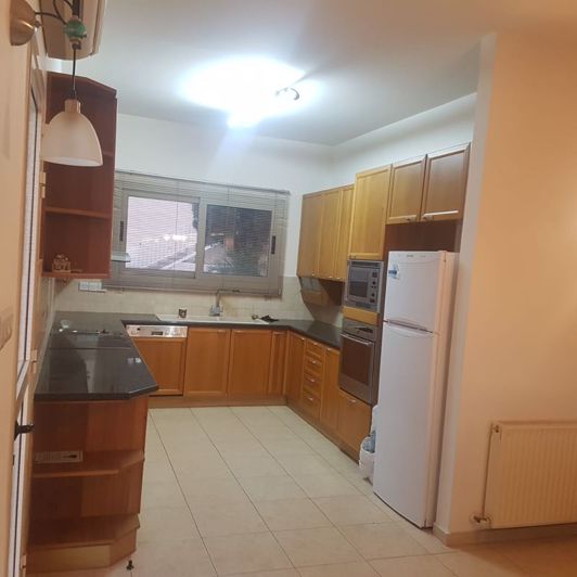 Image No.3-7 Bed Villa for sale