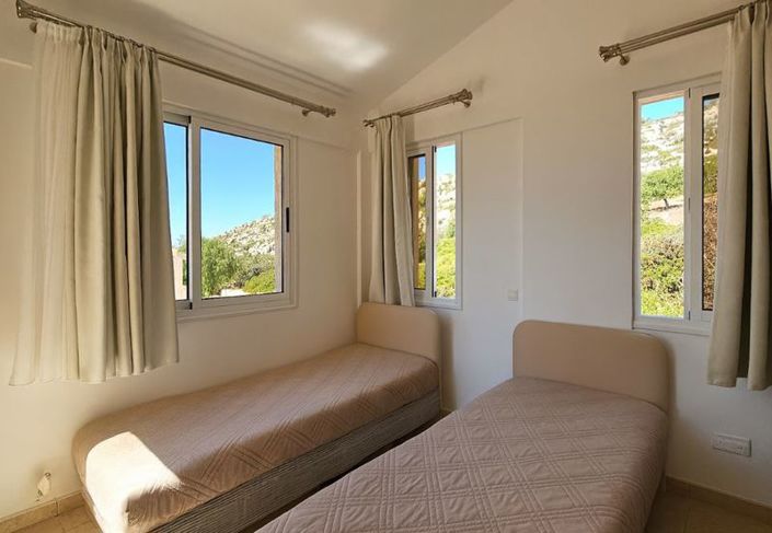 Image No.9-6 Bed Villa for sale